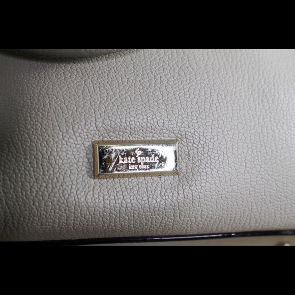 Kate Spade Purse Beige Color - Picture 6 of 6